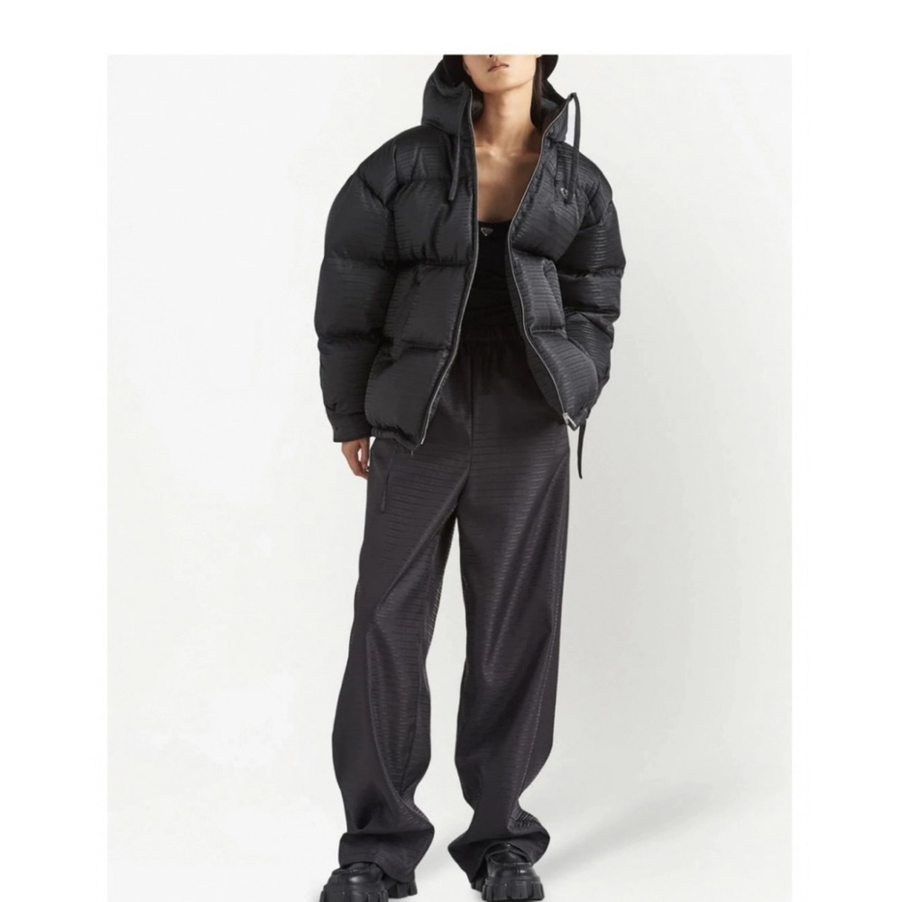 PRADA Logo-Jacquard Hooded Re-Nylon Down Jacket Black Size 38 - Picture 2 of 8